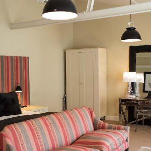 Luxury King Room